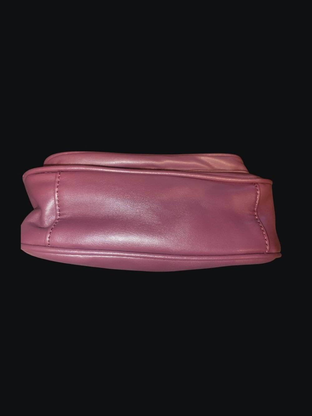 Badgley Mischka Quilted Crossbody With Gunmetal Hardwear - Picture 3 of 8